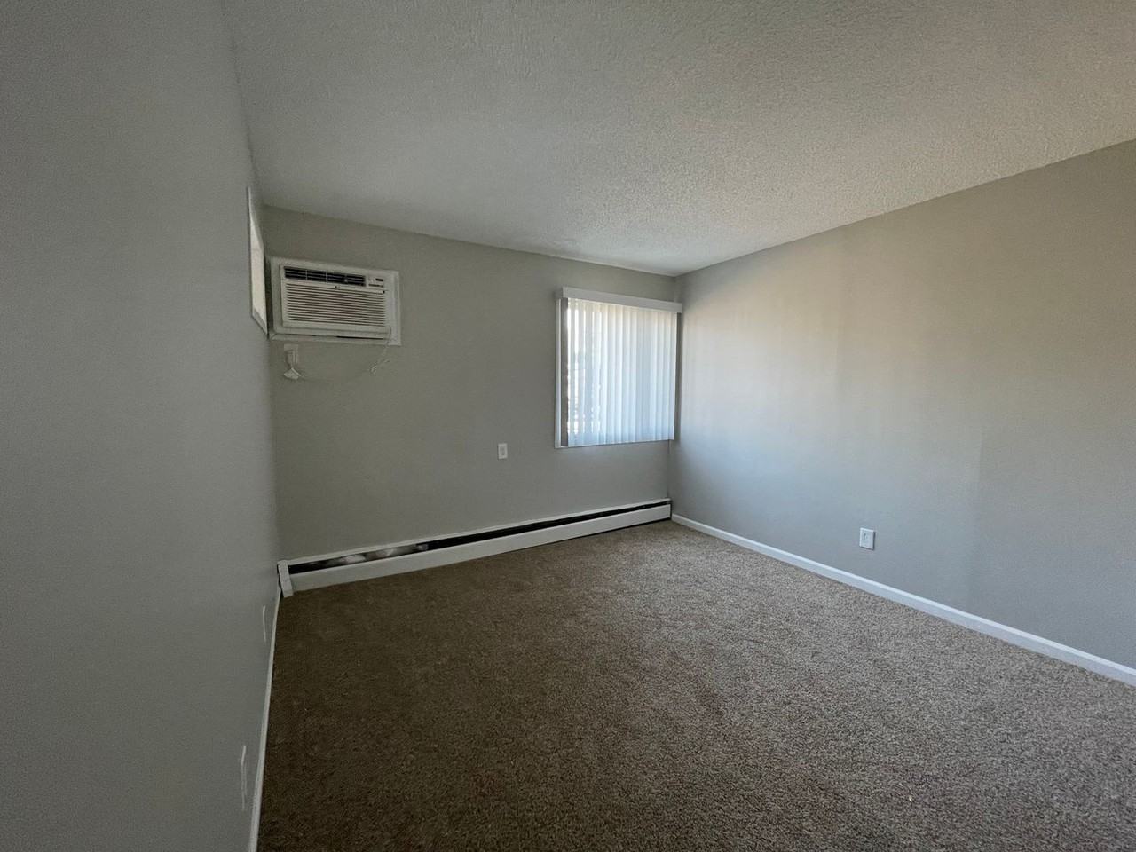 2732 2nd Avenue S - Photo 4 of 5