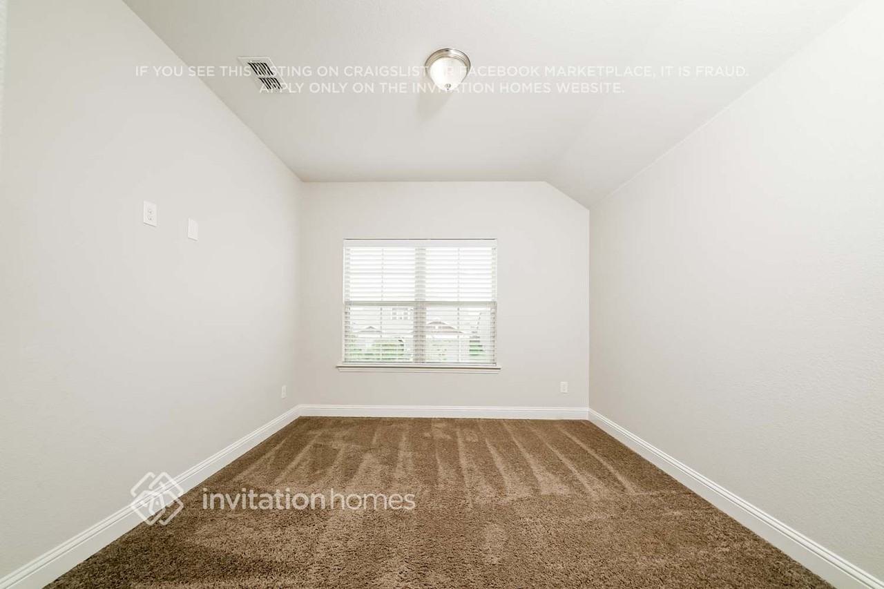 1604 Ranch Trail Rd - Photo 7 of 15