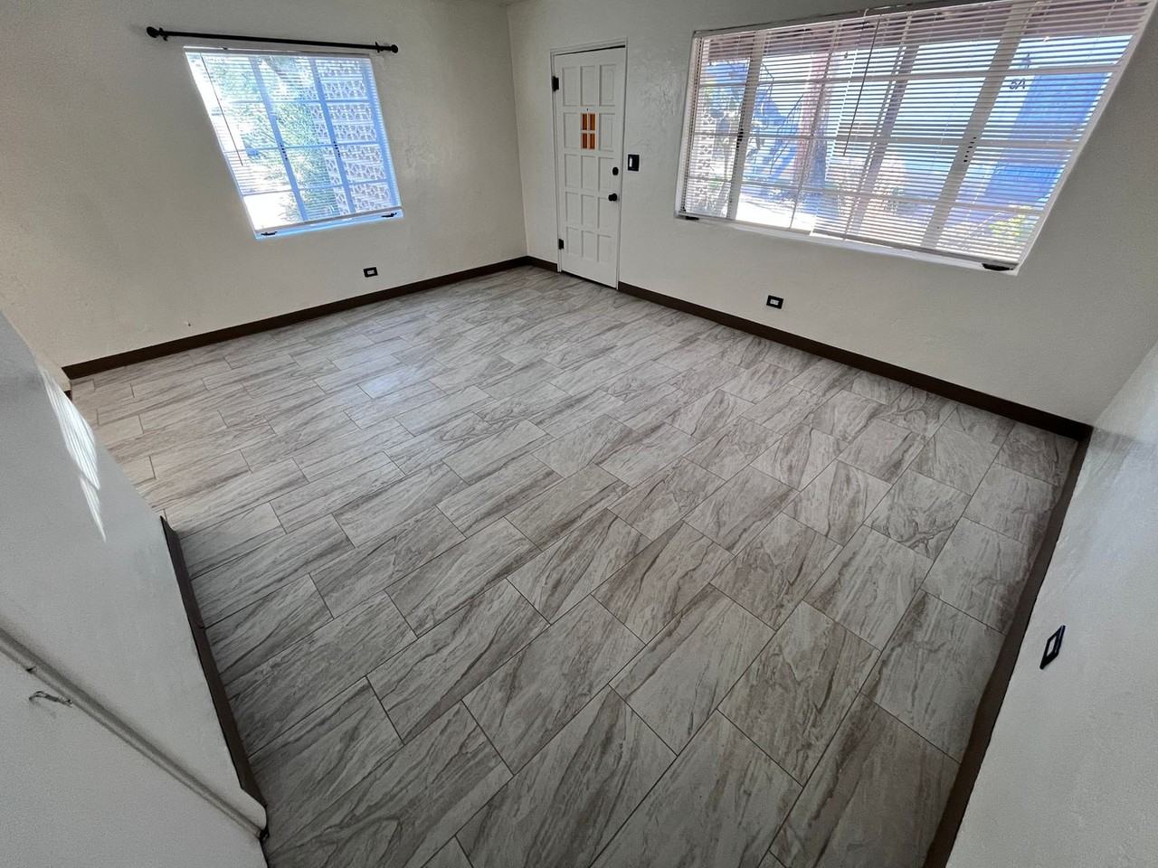 1625 N Camilla Blvd - Photo 6 of 28