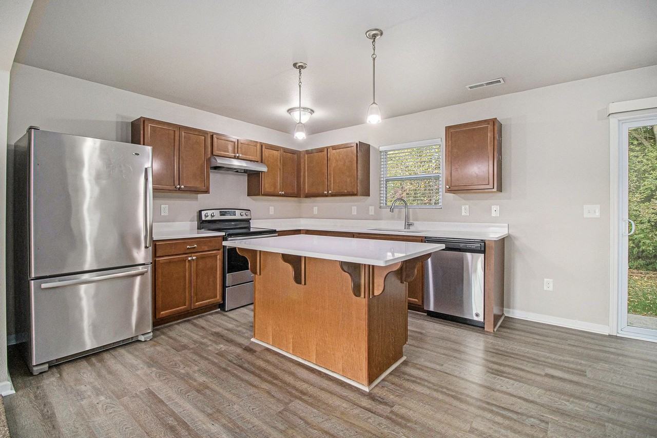 103 Grandview - Photo 7 of 28