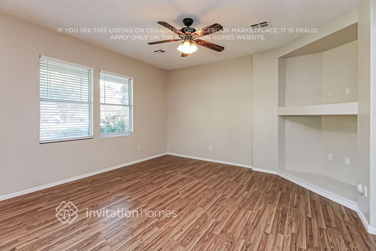 1525 S Avocet St - Photo 6 of 16