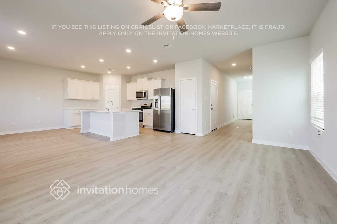 20043 Briarcliff Park Ln - Photo 5 of 18