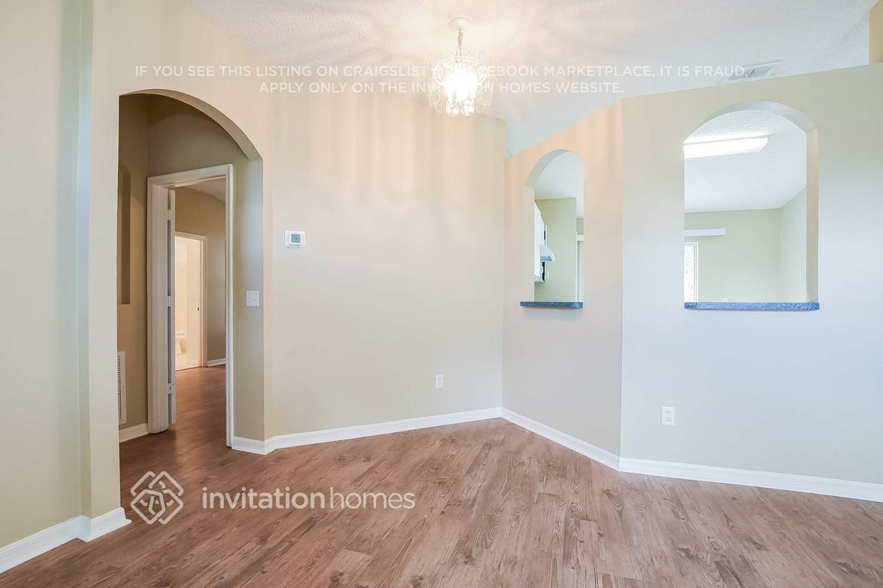 248 Rosita Dr - Photo 3 of 17