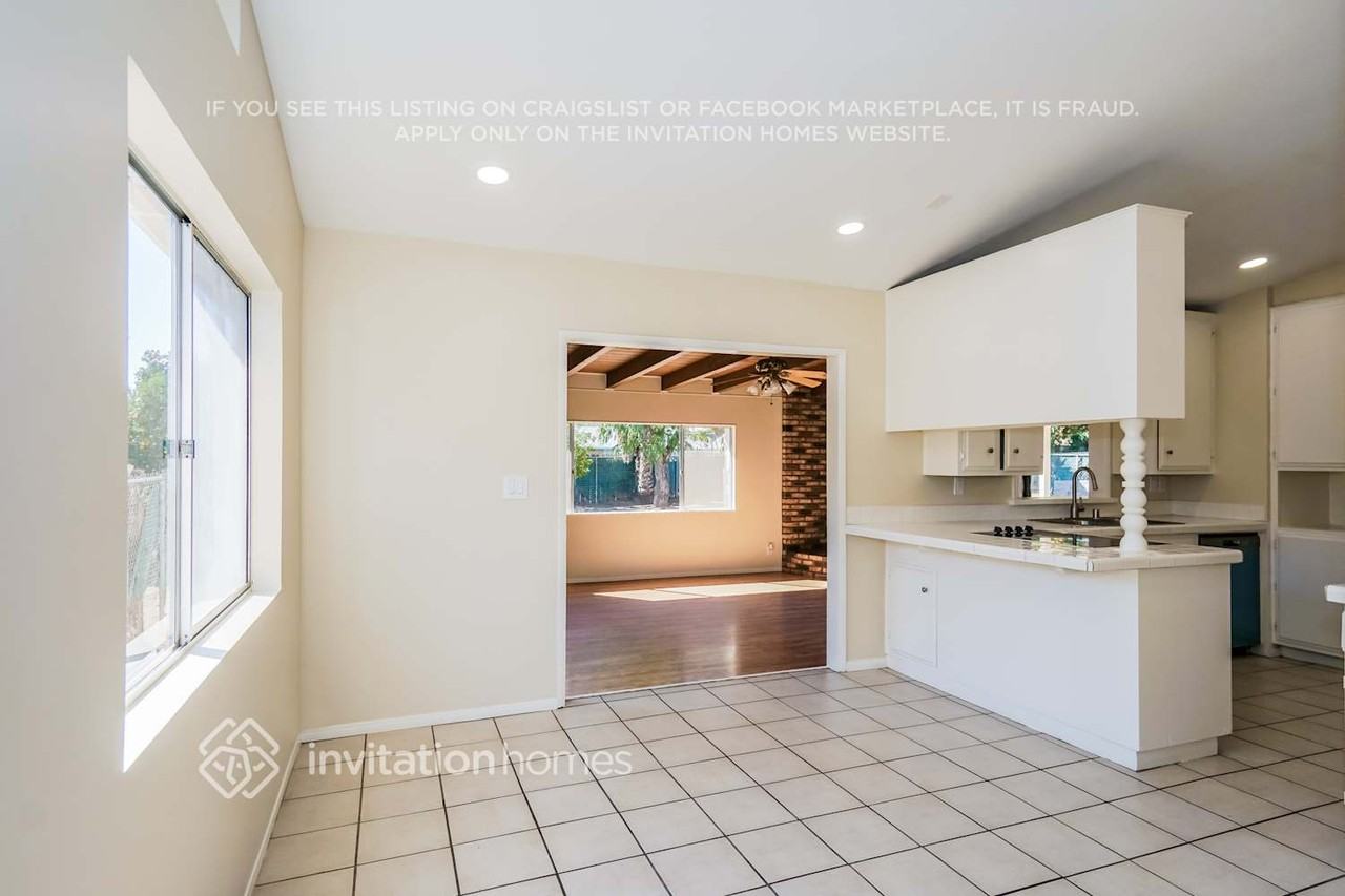 1135 Erica Street - Photo 5 of 17