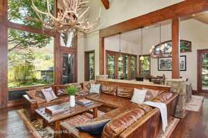 featured image of 1232 Mountain View Dr Unit B #B