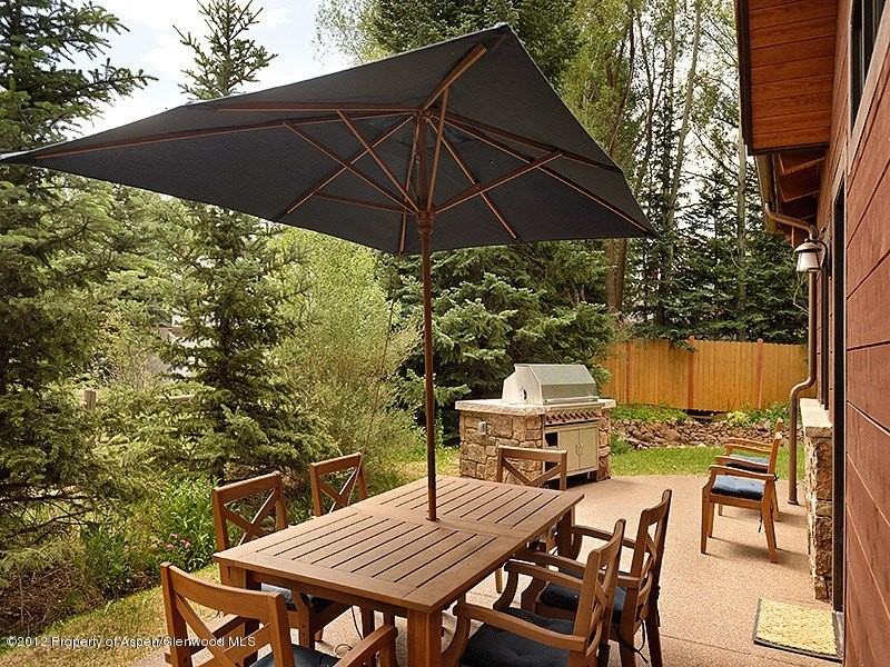 1232 Mountain View Dr Unit B #B - Photo 2 of 35