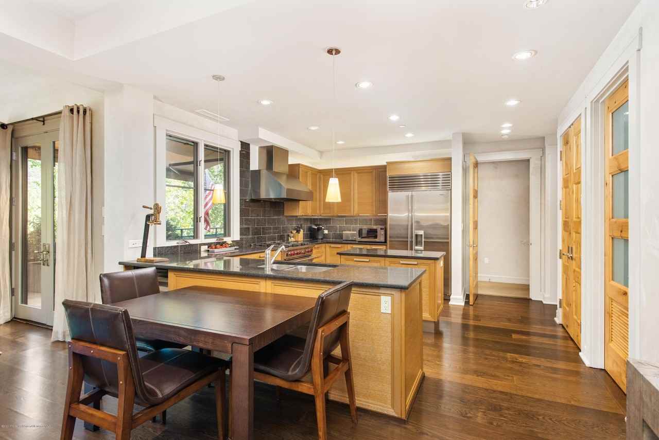 501 Rio Grande Pl Ste 205 #205 - Photo 5 of 17