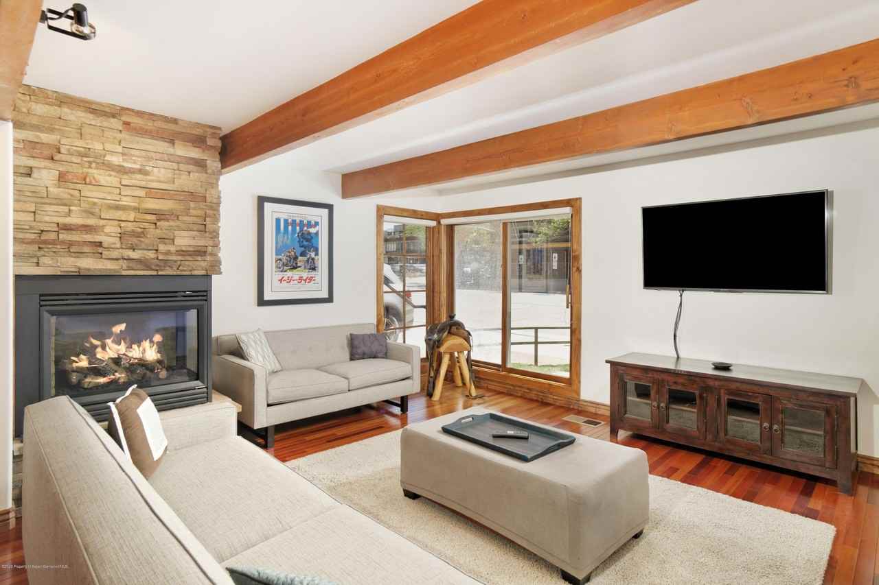 630 E Cooper Ave Unit 1 #1