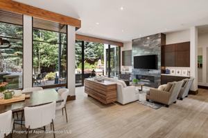 featured image of 138 W Lupine Dr