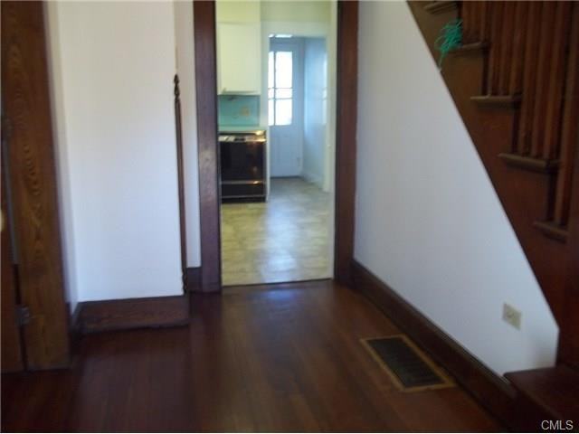 117 Nash Ln - Photo 3 of 18