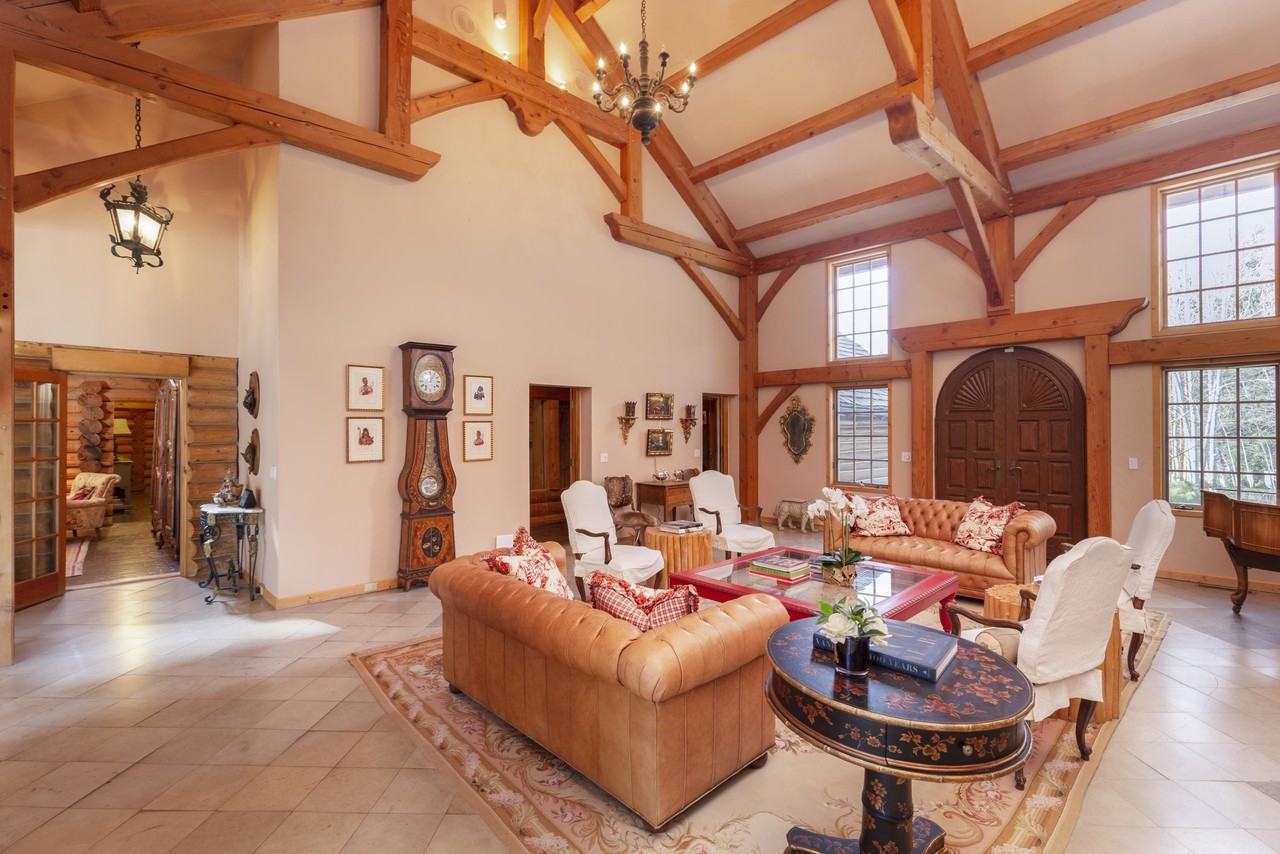 1305 Red Butte Dr - Photo 5 of 22