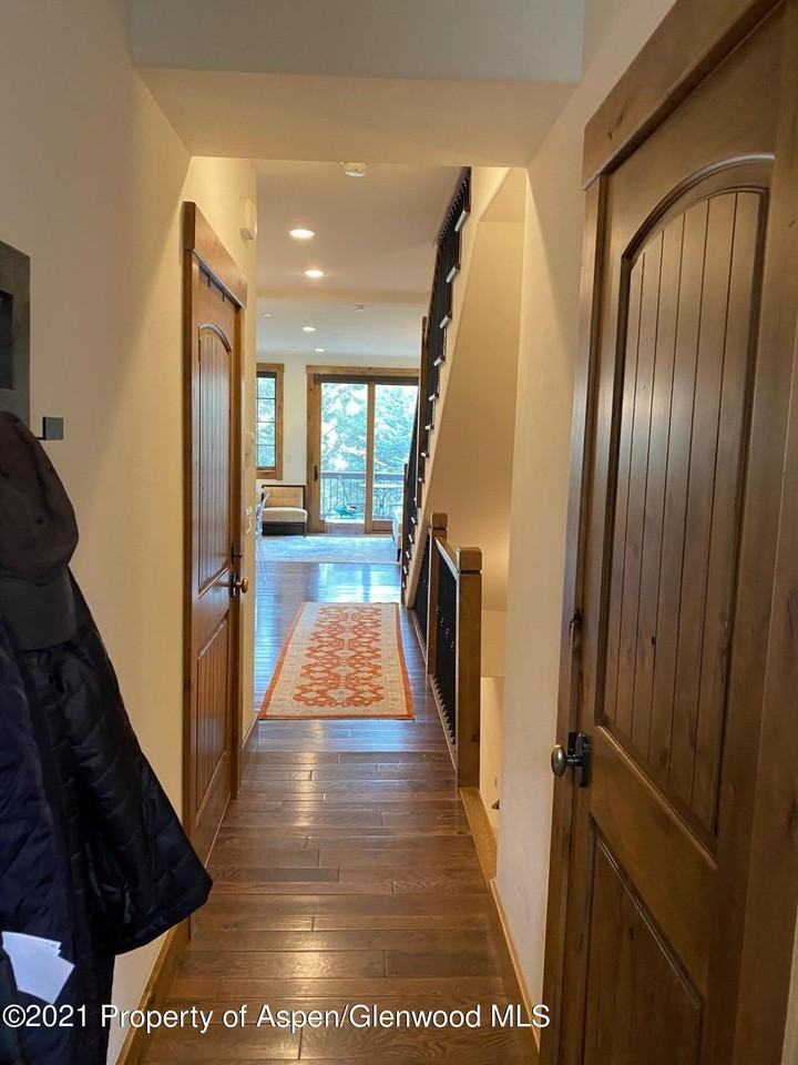 Juniper Ct - Photo 2 of 40