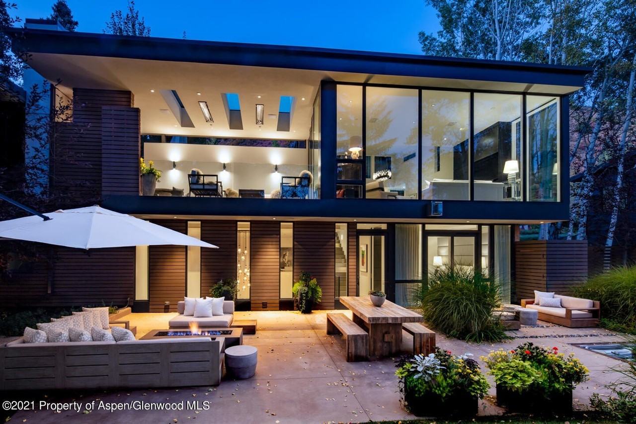 1635 Silver King Dr - Photo 2 of 20