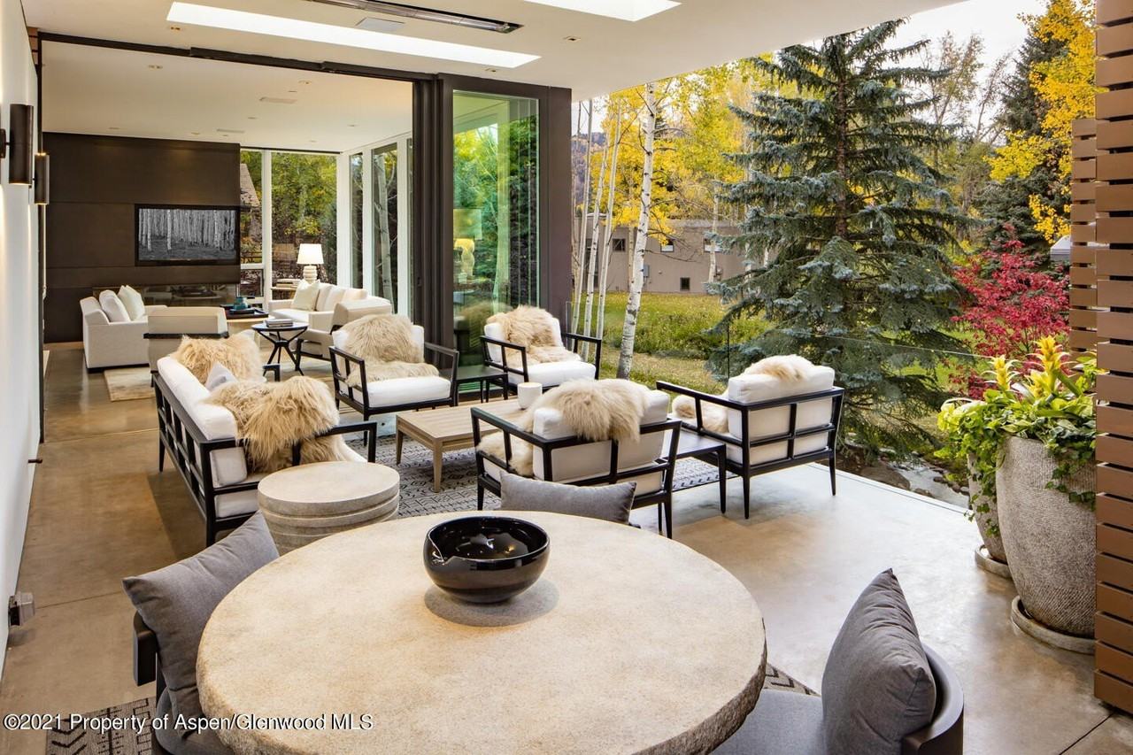 1635 Silver King Dr - Photo 5 of 20