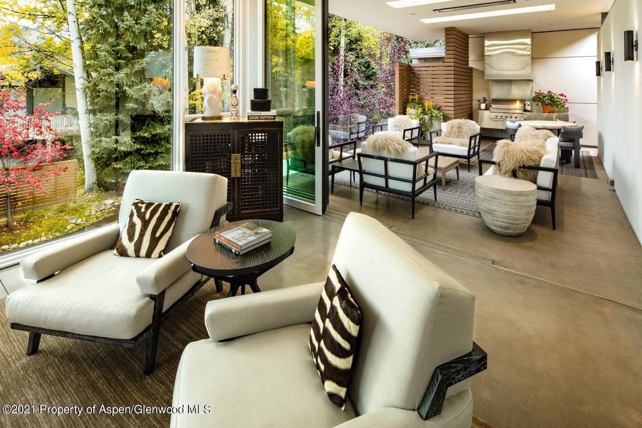 1635 Silver King Dr - Photo 6 of 20