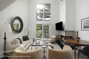 featured image of 1050 Waters Ave Unit 14 #14