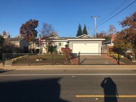 featured image of 3226 Laurelhurst Dr