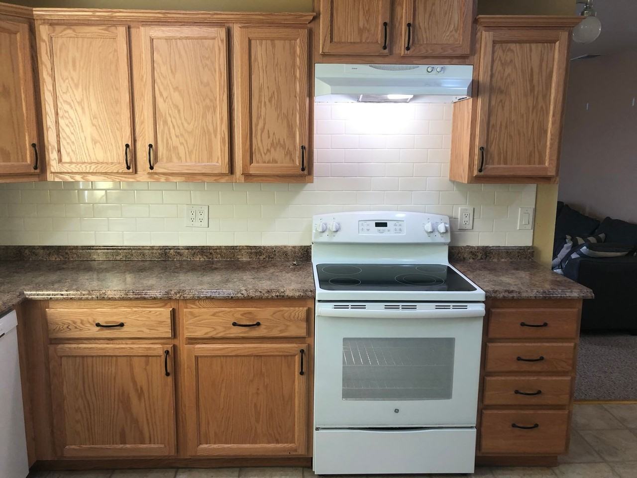 3226 Laurelhurst Drive - Photo 6 of 13