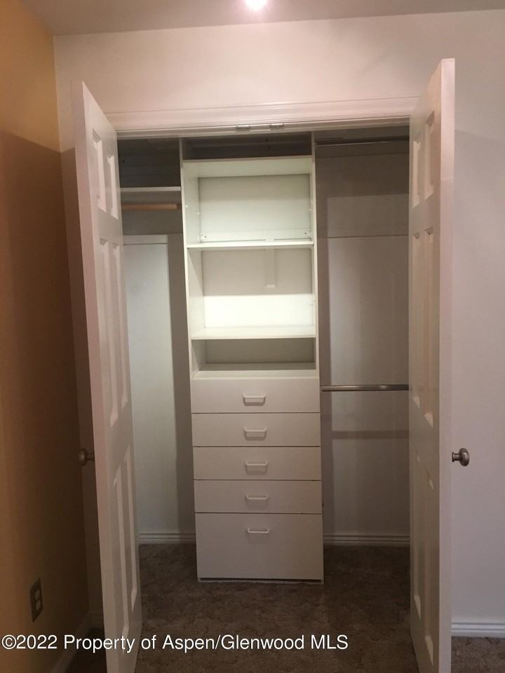 415 Aspen Airport Business Ctr Apt A - Photo 6 of 10