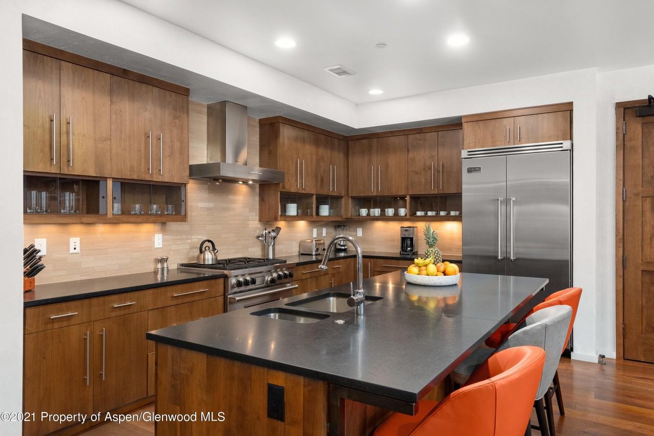 233 E Cooper Ave Unit 104 #104 - Photo 7 of 28