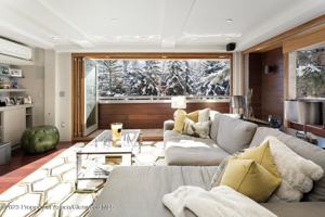 featured image of 600 E Main St Apt 210 #210