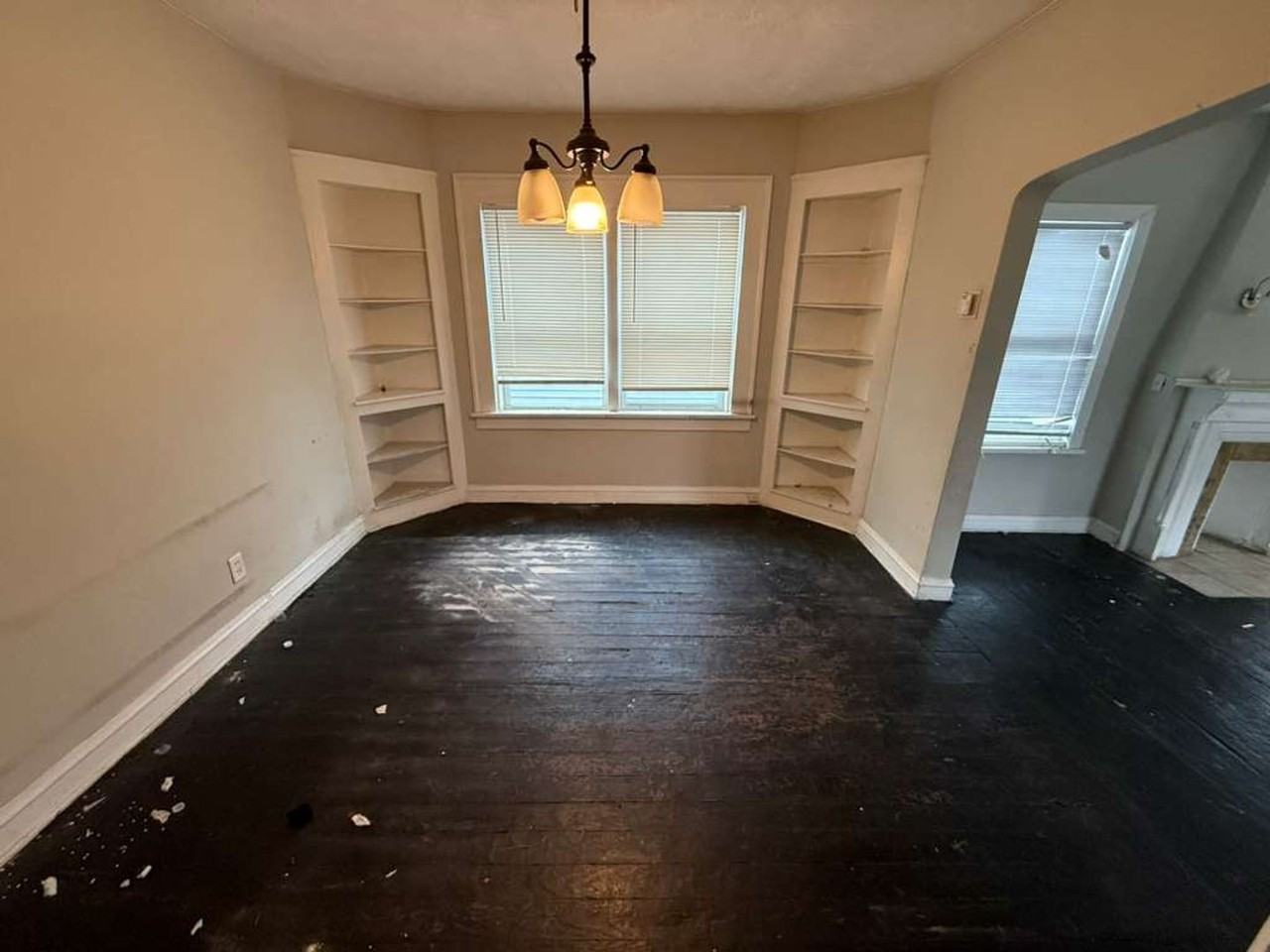 14117 Garfield Parkway - Photo 7 of 8