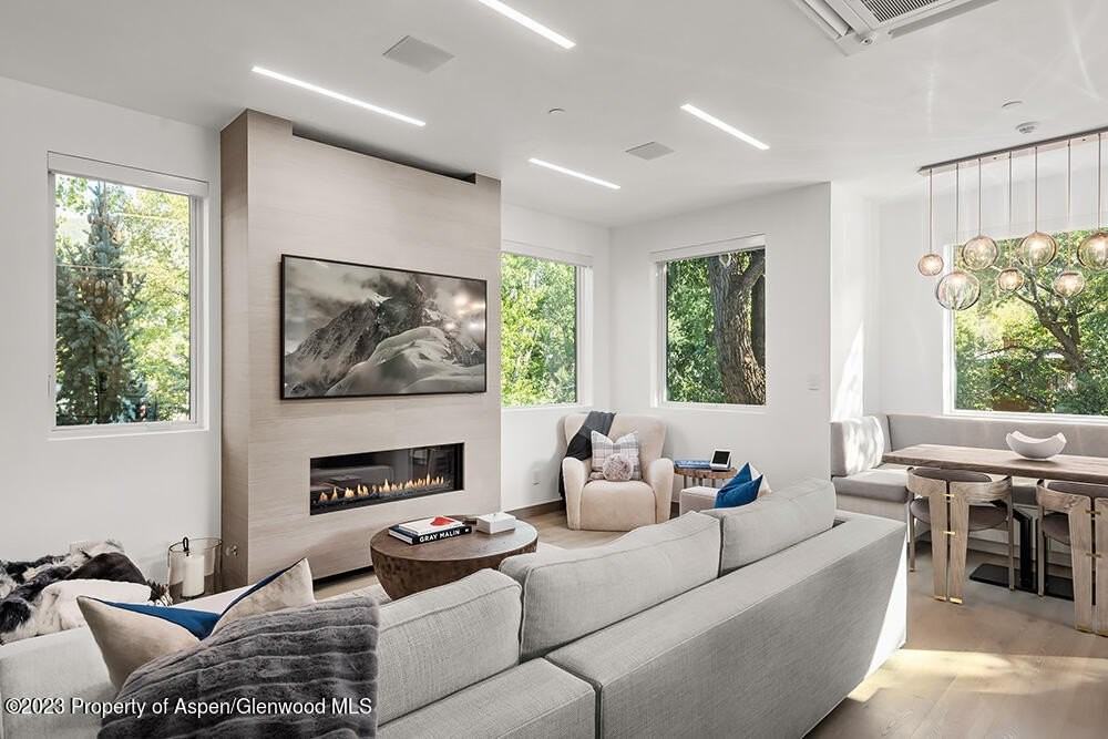 802 East Cooper Avenue #3 - Photo 2 of 28