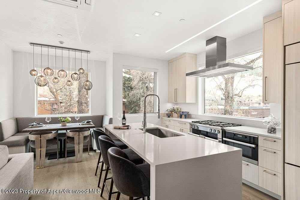 802 East Cooper Avenue #3 - Photo 7 of 28