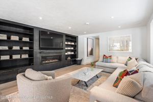 featured image of 131 W Bleeker St