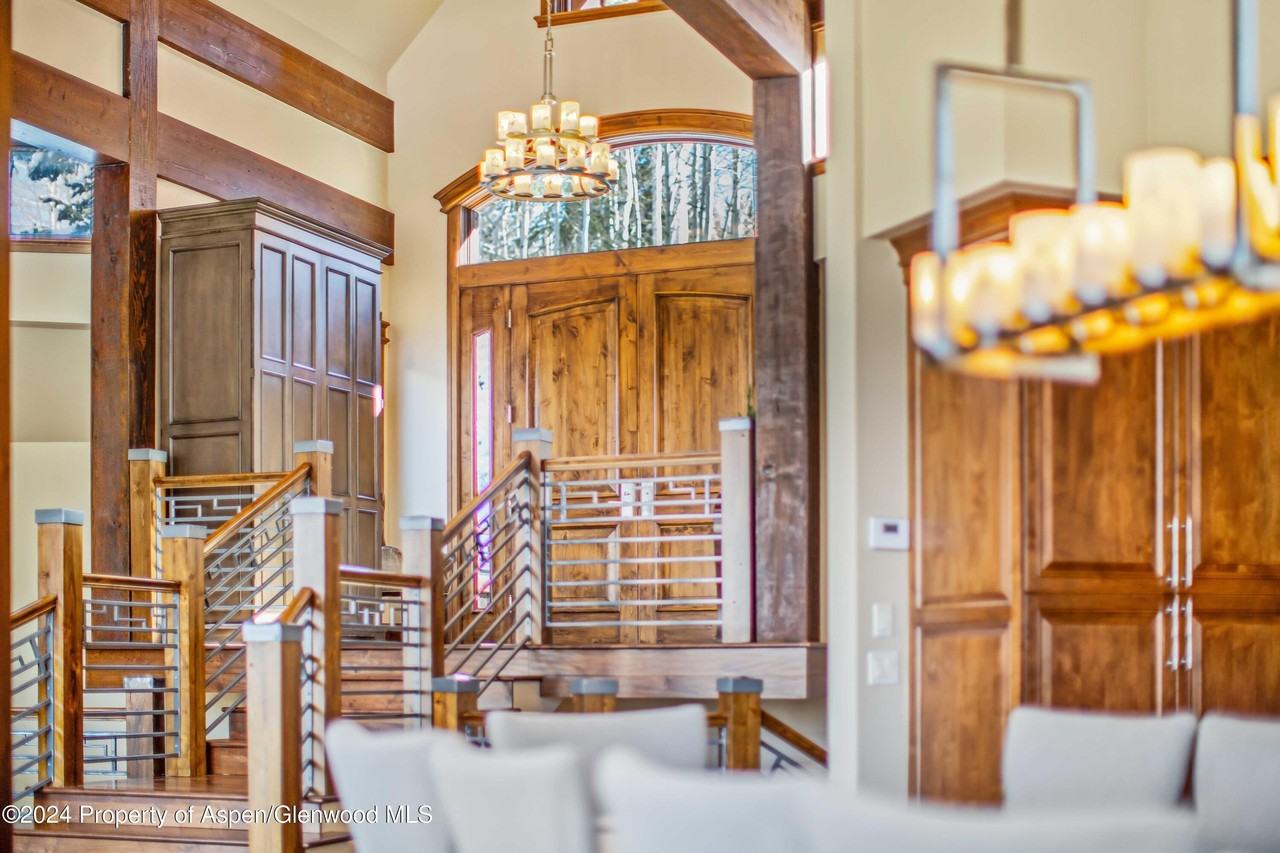 1457 Wood Rd - Photo 3 of 50