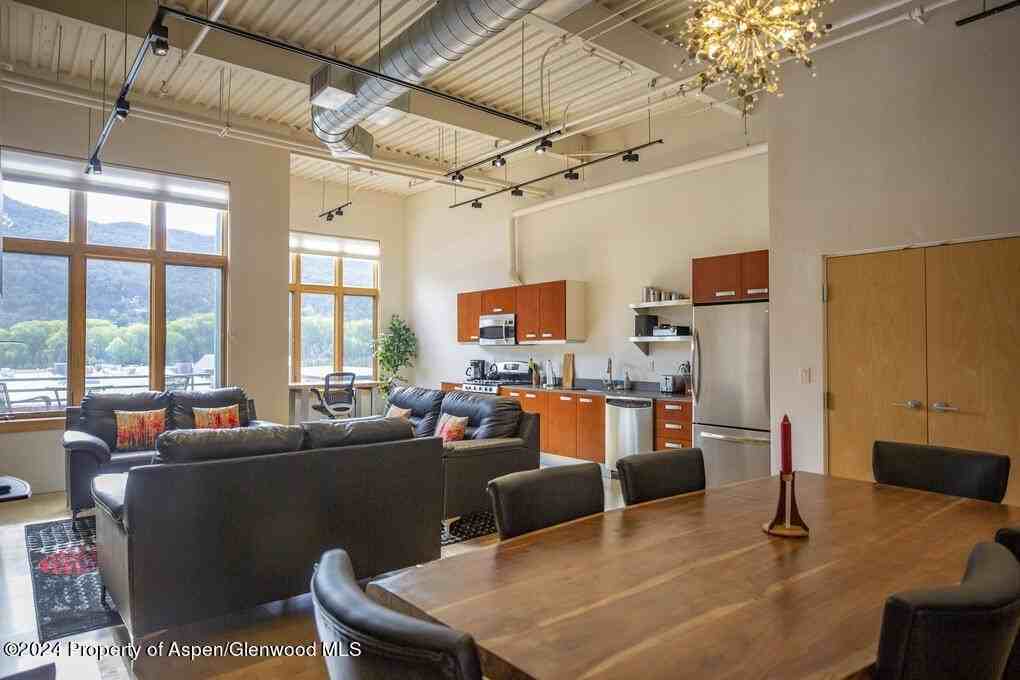231 Robinson St #330 - Photo 3 of 45