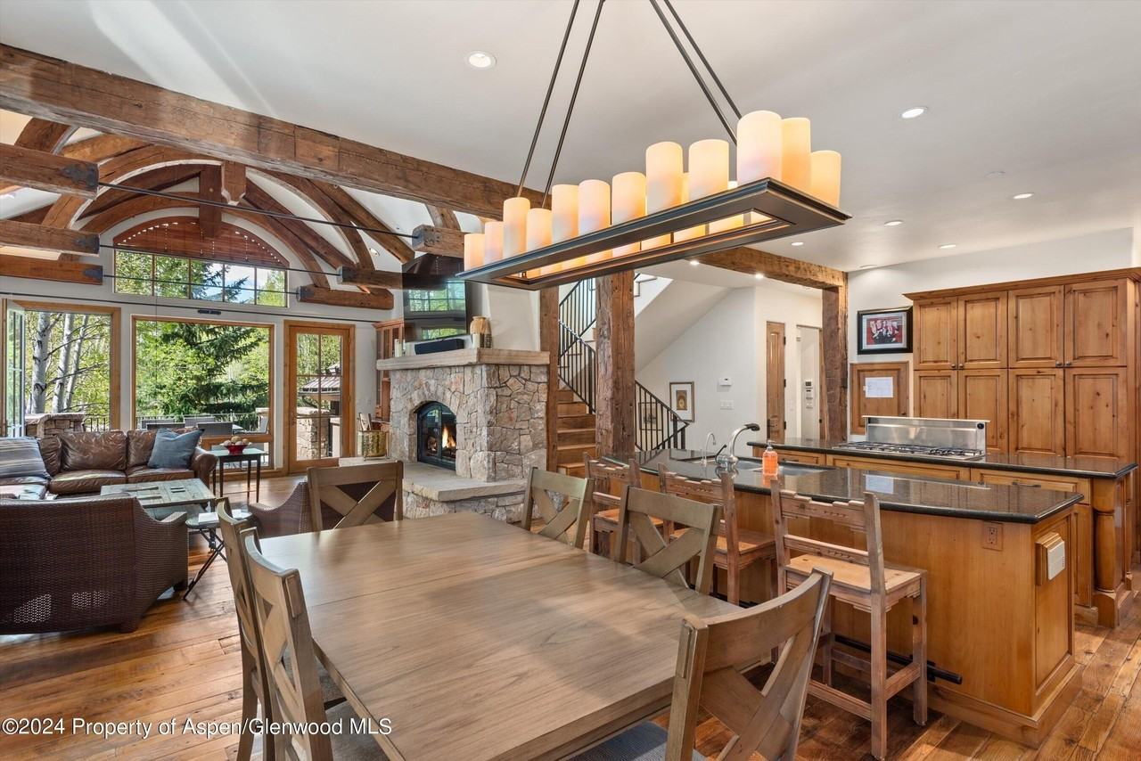 1530 Silver King Drive - Photo 6 of 29