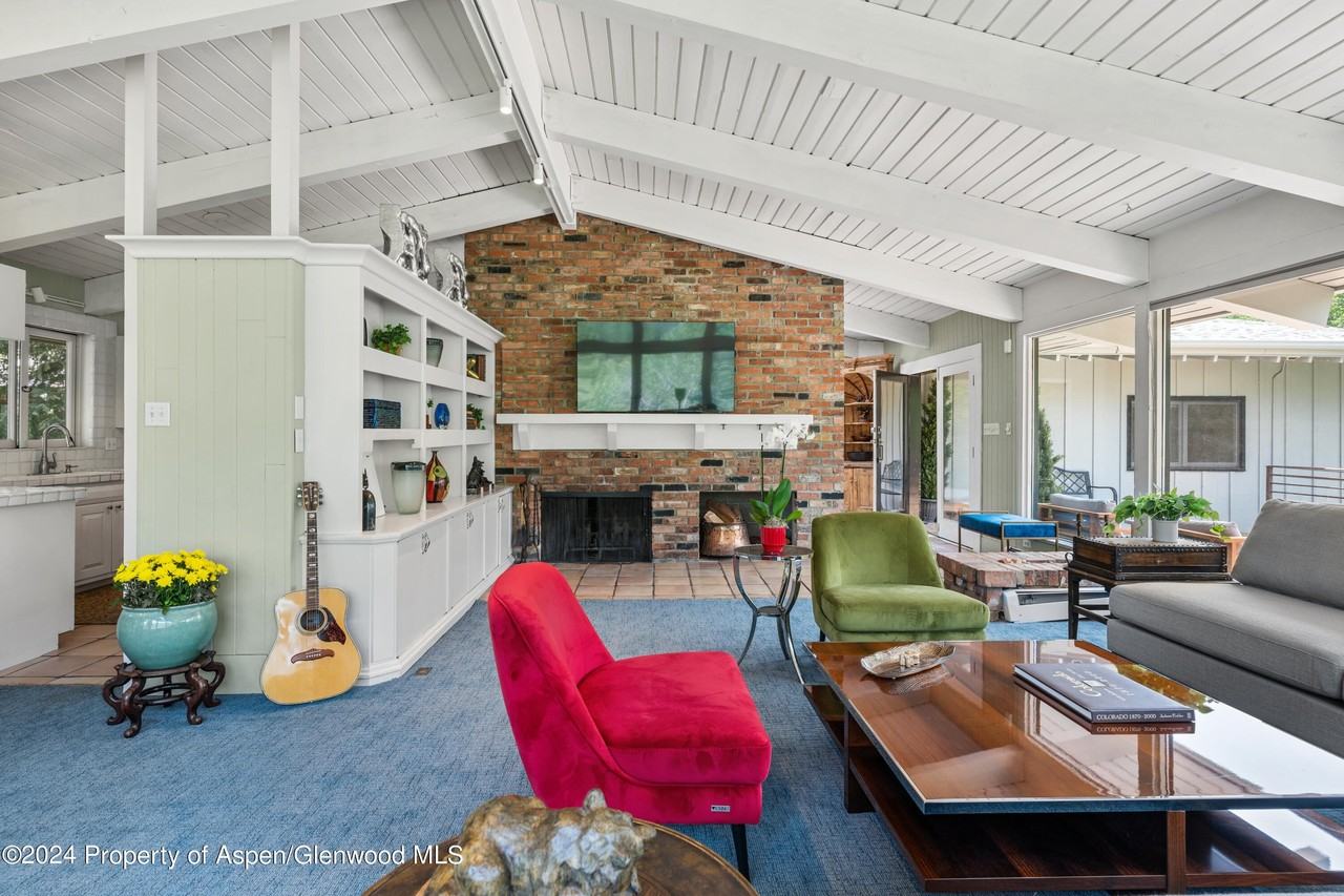 154 E Lupine Dr - Photo 6 of 29