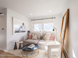 featured image of 700 W Hopkins Ave Unit 6 #6