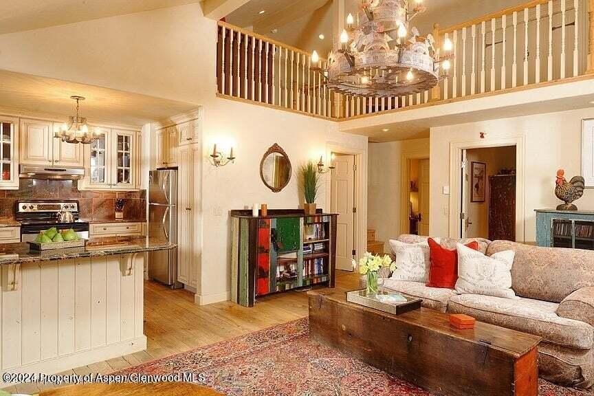 373 Sopris Creek Rd Apt 3 #3 - Photo 4 of 11