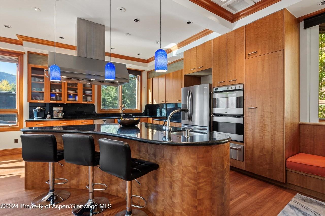 1085 Cemetery Ln Unit A #A - Photo 7 of 28