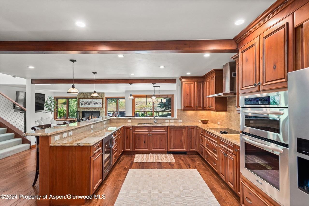 124 Harleston Grn Unit 45 #45 - Photo 6 of 38