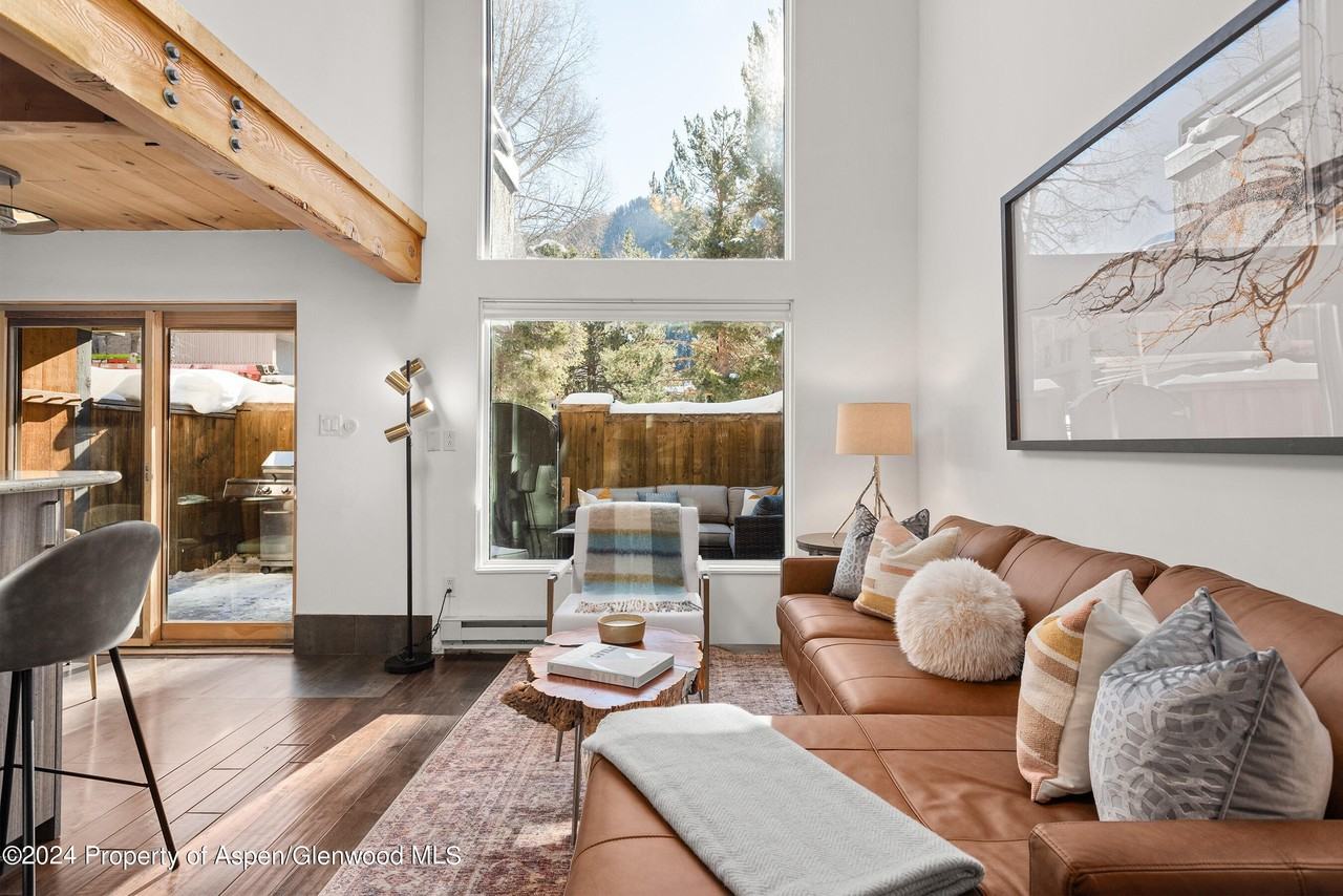 1024 E Cooper Ave Apt 3a #3A