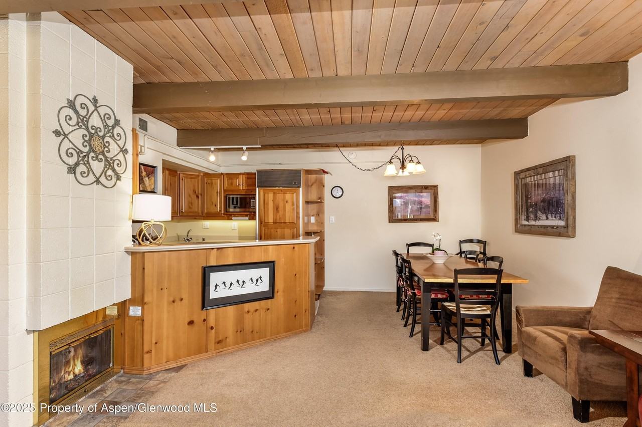 600 Carriage Way Unit J14 #J14 - Photo 4 of 17