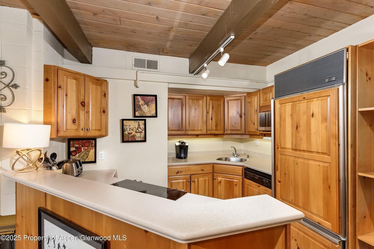 600 Carriage Way Unit J14 #J14 - Photo 5 of 17