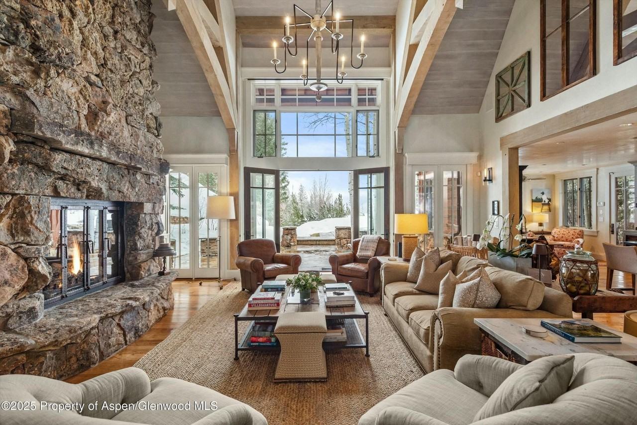 99 Steeplechase Dr - Photo 6 of 50