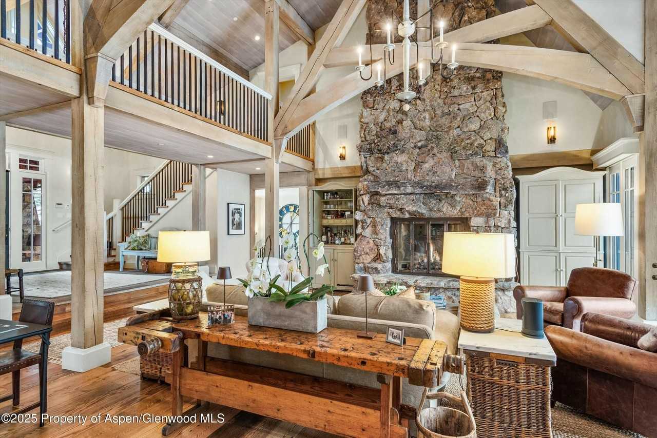 99 Steeplechase Dr - Photo 7 of 50