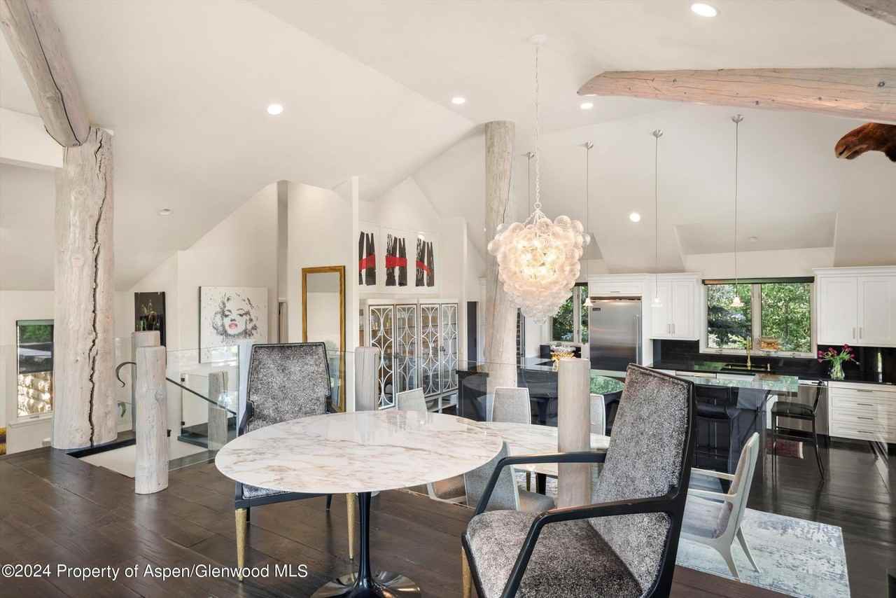 188 Branding Ln - Photo 5 of 38