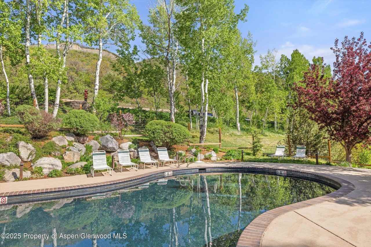 35 Lower Woodbridge Rd Unit W #W184 - Photo 2 of 32