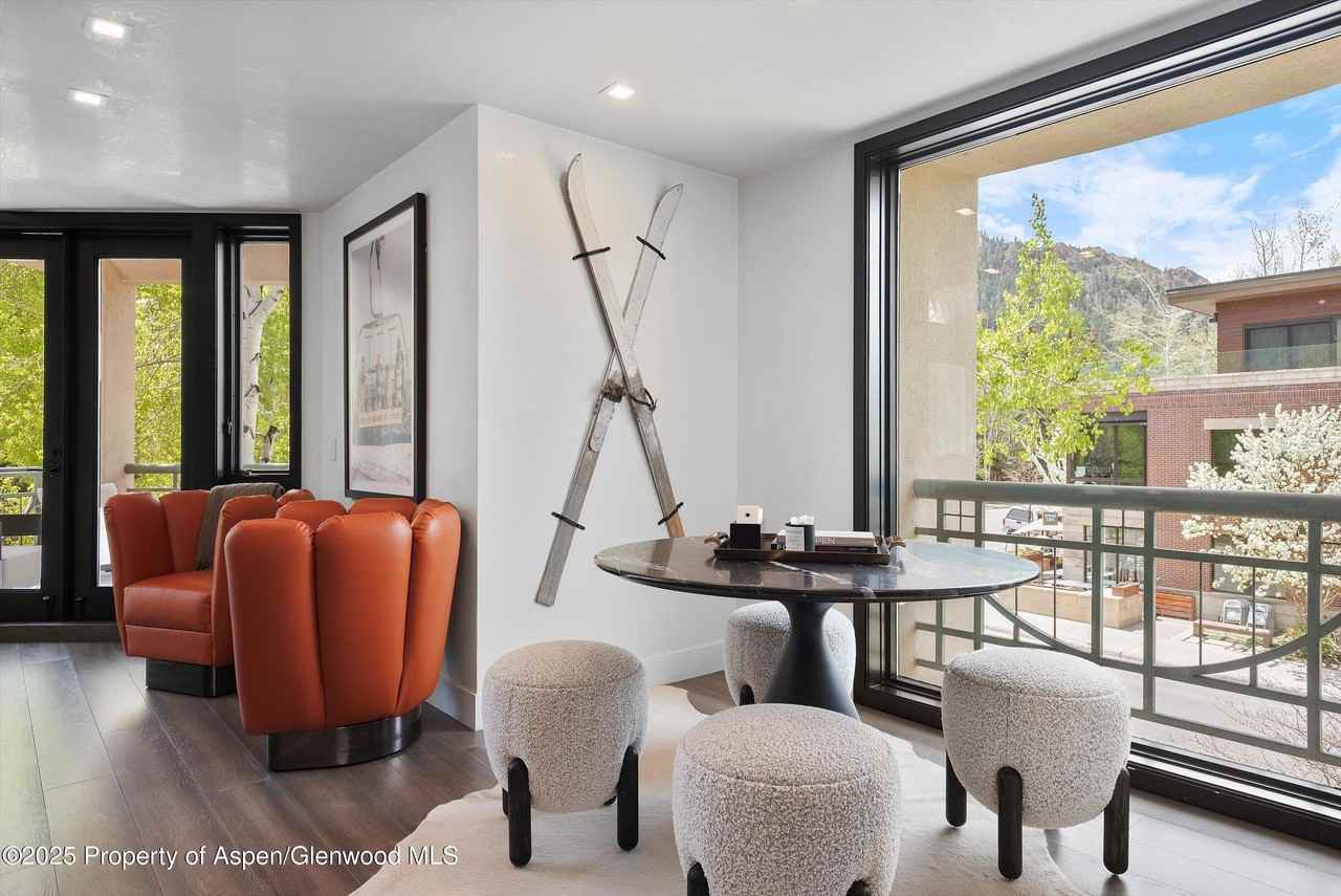 120 S Spring St Unit 1 #1 - Photo 4 of 37