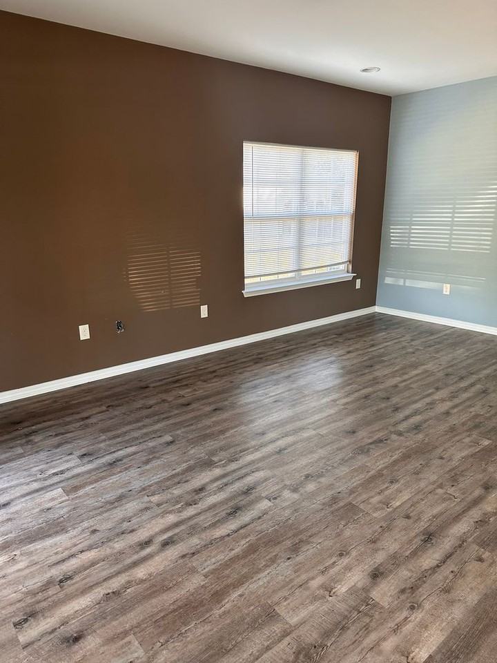 149 Bay Grove Dr - Photo 3 of 12