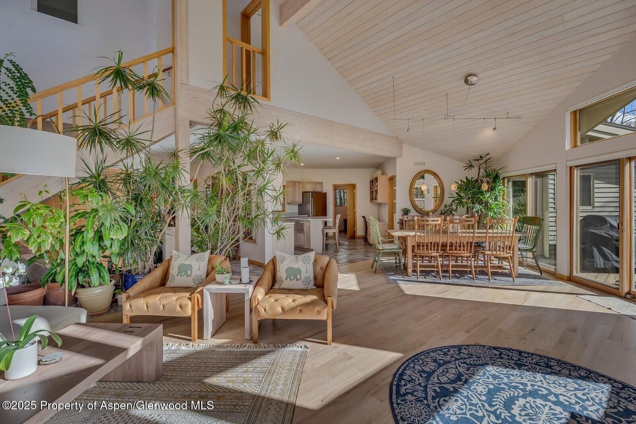 116 Katydid Ln - Photo 6 of 29