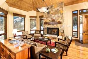 featured image of 96 Mountain Laurel Ct Unit B #B