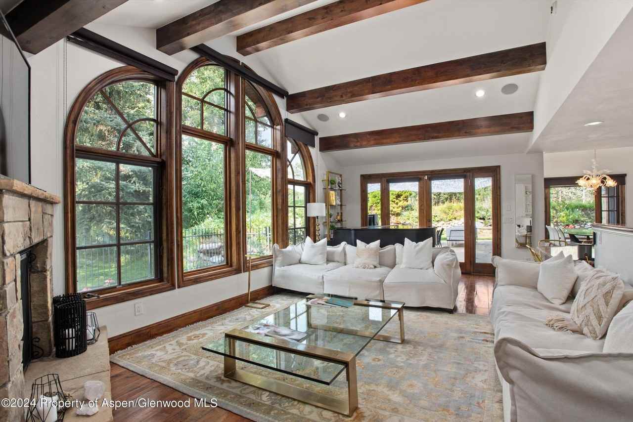 22 Pyramid Rd - Photo 7 of 36