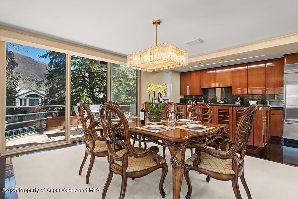 208 S Spring St #1 - Photo 5 of 29